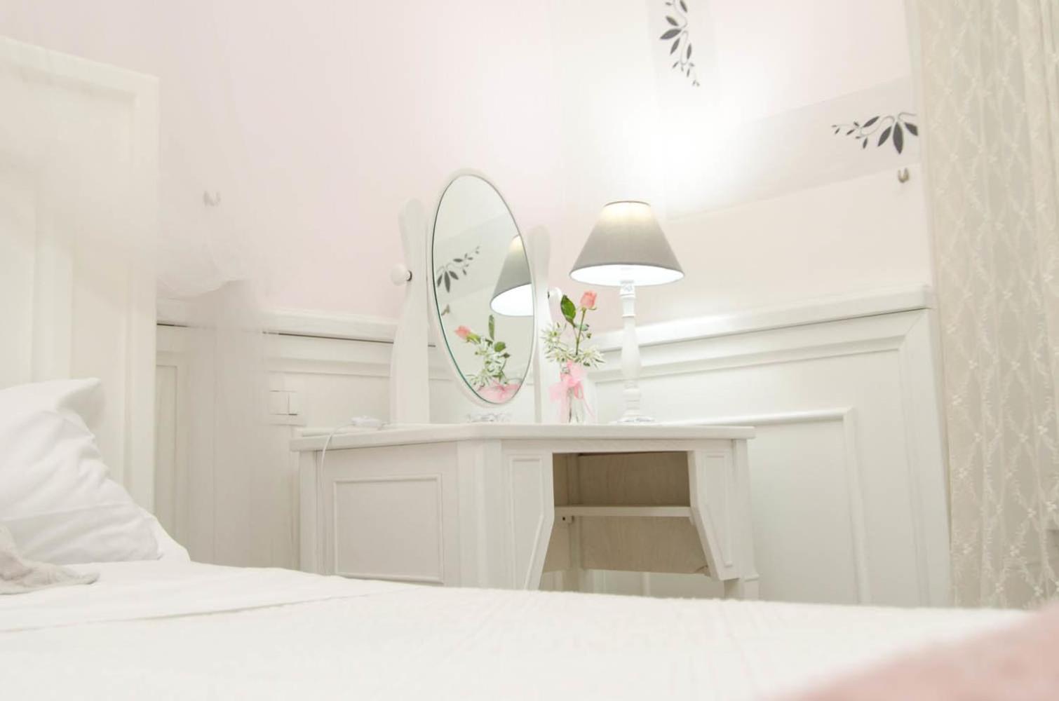 나폴리 Domus Rosa B&B 외부 사진